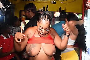 BIG BREAST TOP FREAKS LOVE TO PARTY