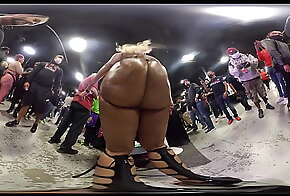 Booty Clappin' at Exxxotica NJ 2021 in 360 degree VR