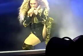 Beyoncé - Live In Black and Gold 2
