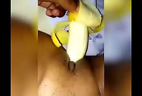 Banana na cona com a puta Fina