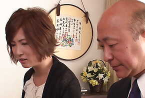 Japanese housewife banged by her husband and his friends!