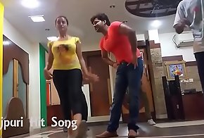 Hot Akshara Singh Dance Rehearsal and shaking boobs